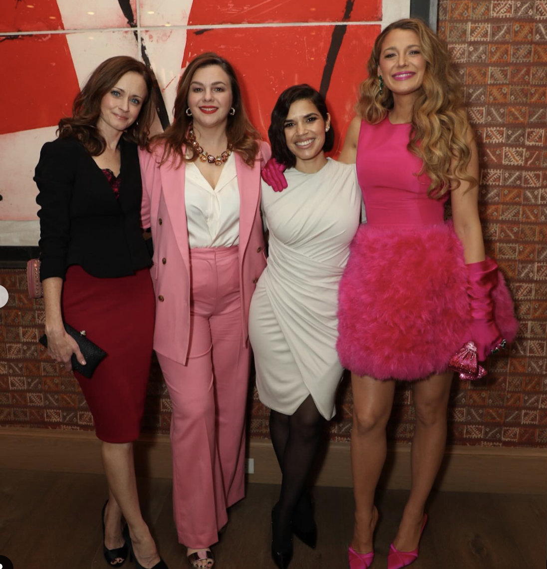 The Sisterhood of the Traveling Pants' Cast Reunite at the Women's March |  Teen Vogue